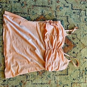 Vintage 2000's tank super cute and flirty . Perfect to style with low rise jeans